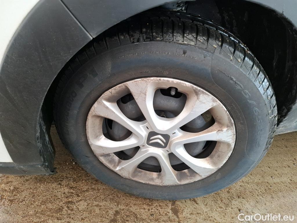  Citroen  C3  Société Feel 1.5 BlueHDI 100CV BVM6 E6dT #3