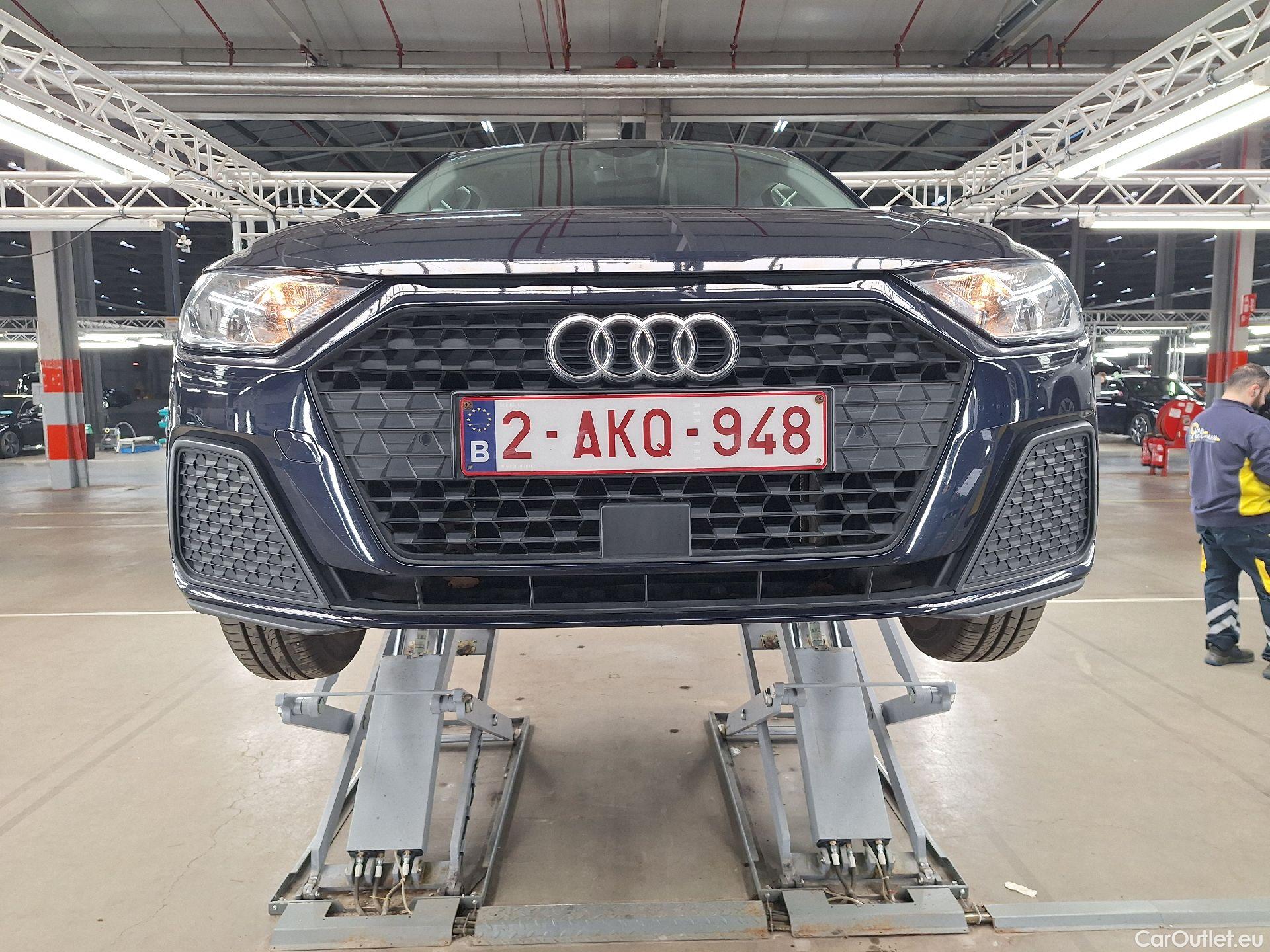  Audi  A1 Sportback Audi, A1 SB '18, Audi  1.0 25 TFSI 70kW 5d #25