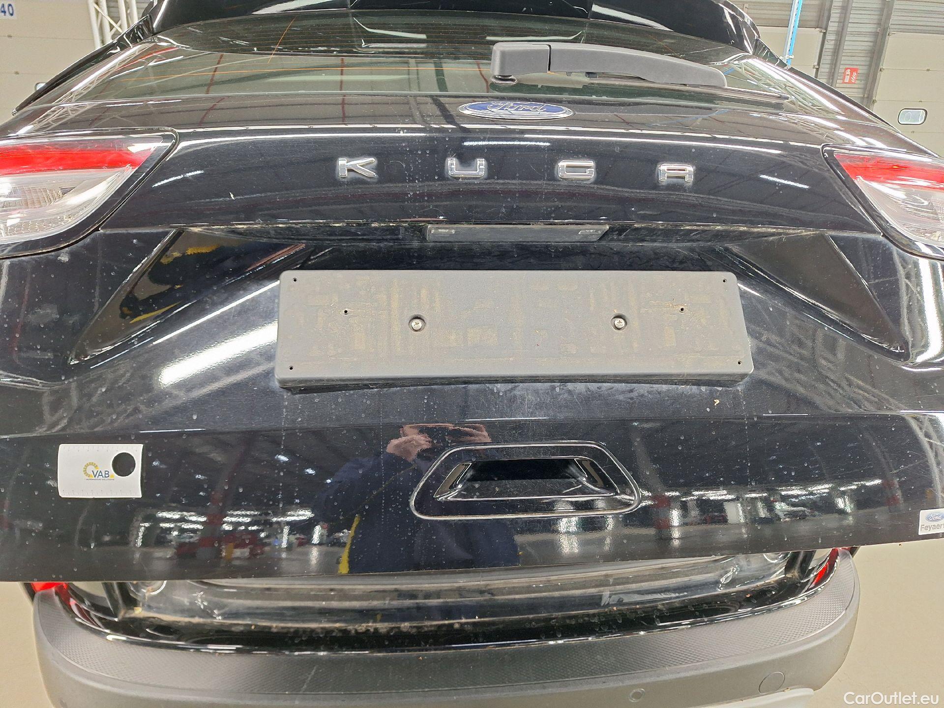  Ford  Kuga Ford,  '19, Ford  1.5i EcoBoost 88kW Trend 5d #12