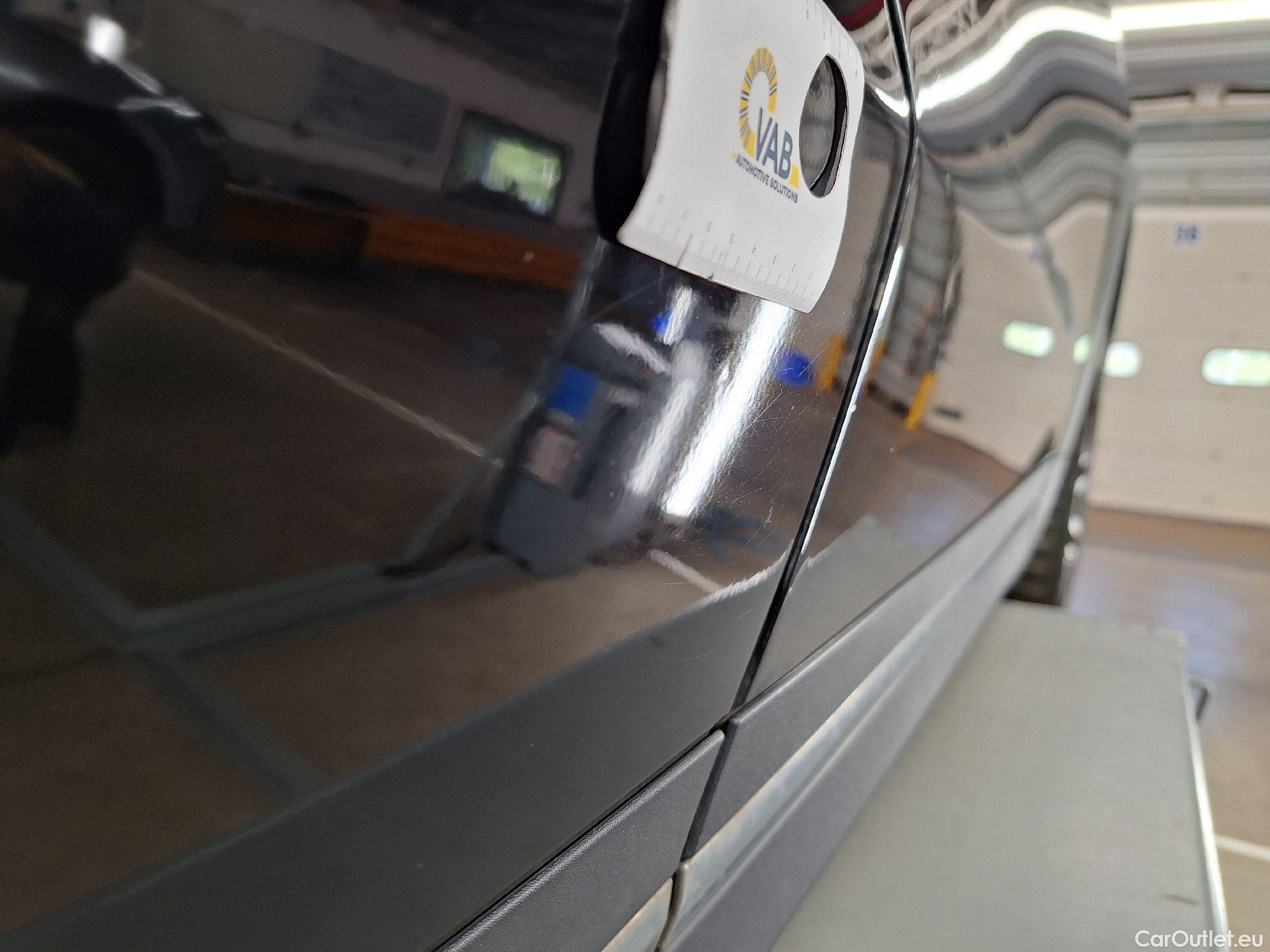 Mercedes  GLA Mercedes,  '20, Mercedes-Benz   200 d 5d #50