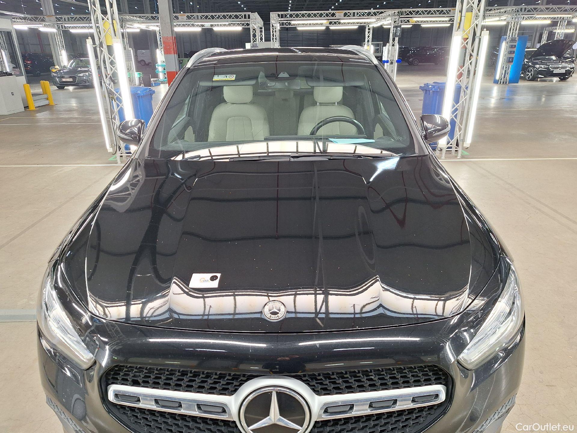  Mercedes  GLA Mercedes,  '20, Mercedes-Benz   200 d 5d #1