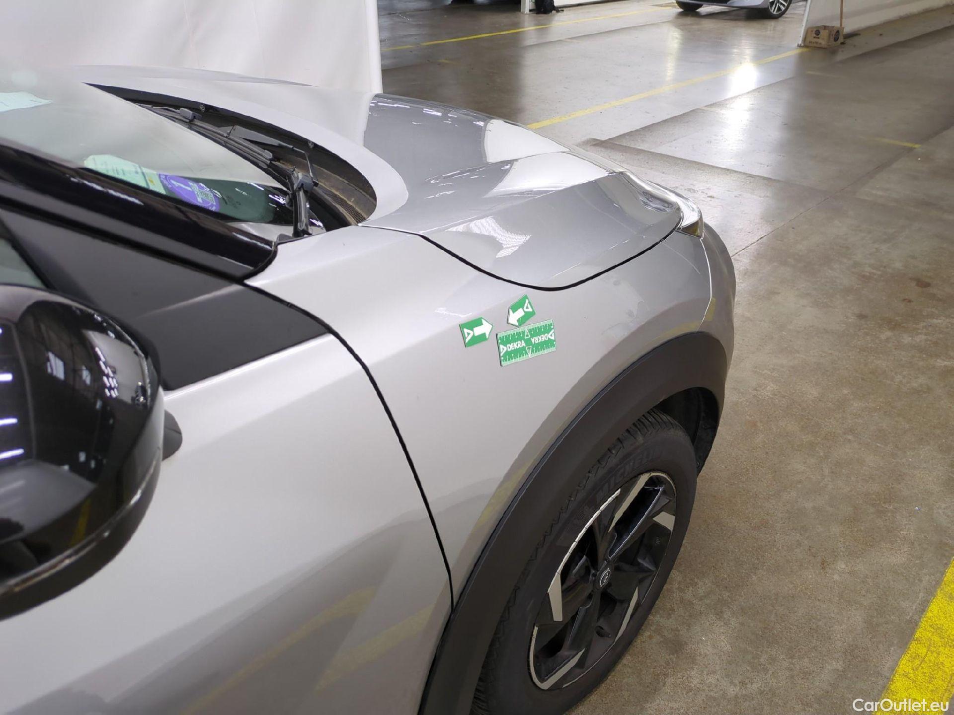  Nissan  Juke NISSAN  / 2019 / 5P / Crossover Hybrid 145 Business+ #37