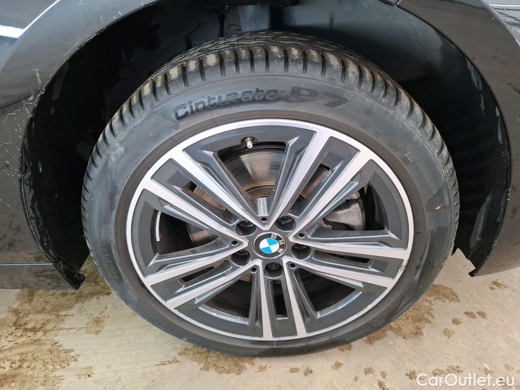  Bmw  Serie 1 BMW Série 1 / 2019 / 5P / Berline 116i DKG7 Business Design #17