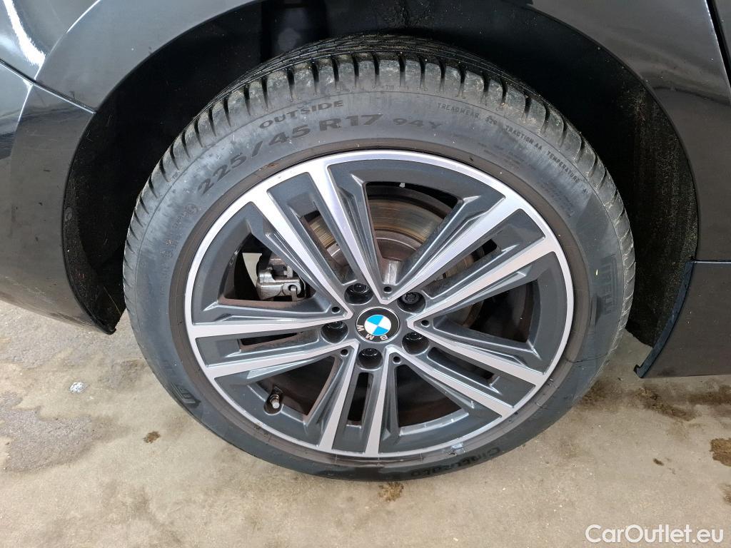  Bmw  Serie 1 BMW Série 1 / 2019 / 5P / Berline 116i DKG7 Business Design #31