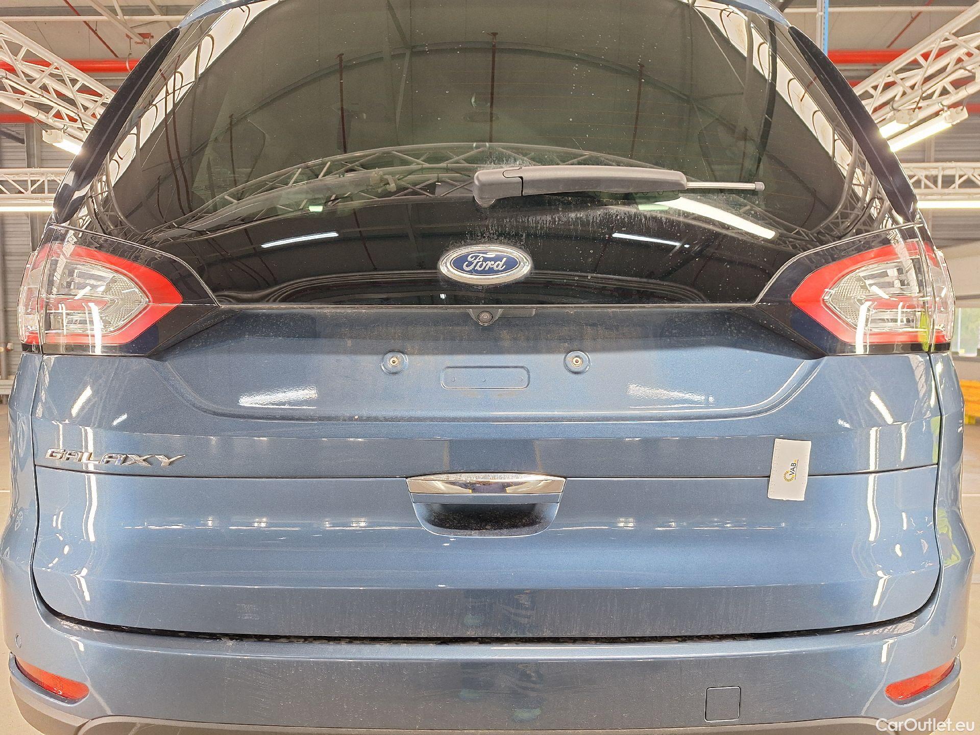 Ford  Galaxy Ford,  '15, Ford  2.0 TDCi 110kW S/S Aut. Titanium 5d #30