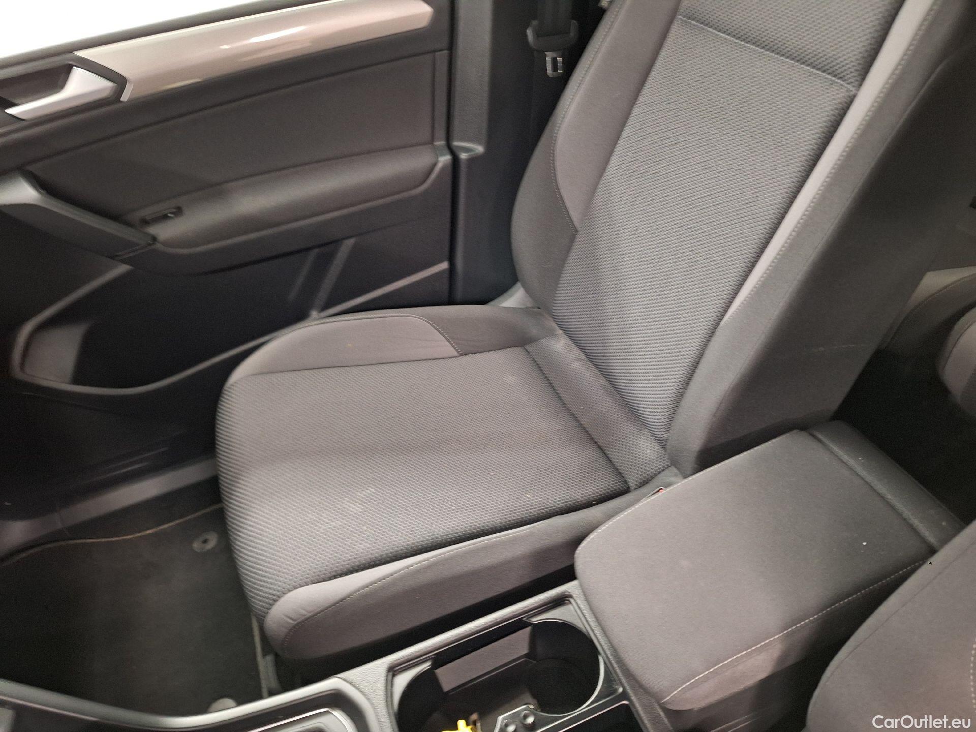  Volkswagen  Touran VW,  '15, Volkswagen  1.5 TSi Trendline DSG 5d #18