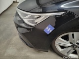  Volkswagen  Golf  Volkswagen VIII 1.5 TSI Life 5d #24