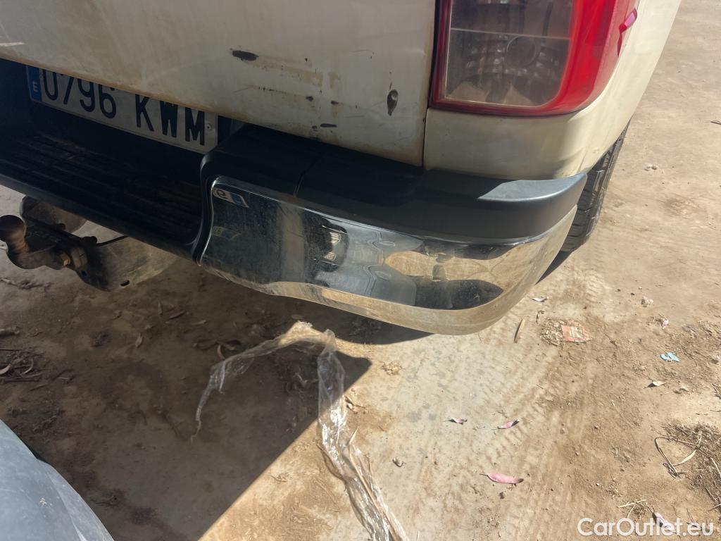  Toyota  Hilux TOYOTA  / 2016 / 4P / pickup 2.4 D-4D Cabina Doble GX #19