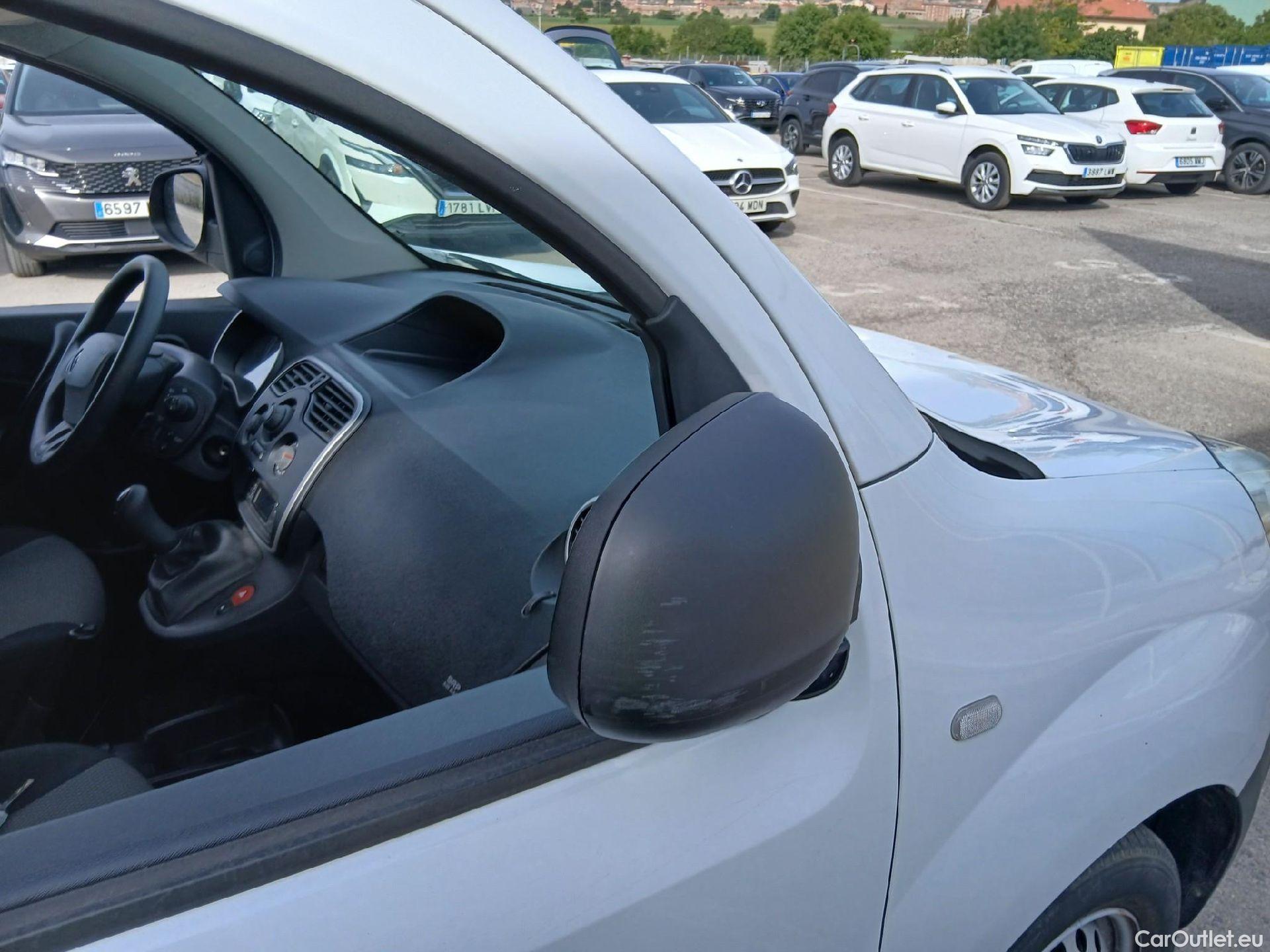  Renault  Kangoo RENAULT  Furgón/2013/3P/furgón derivado de turismo Profesional dCi 55 kW (75 CV) #33