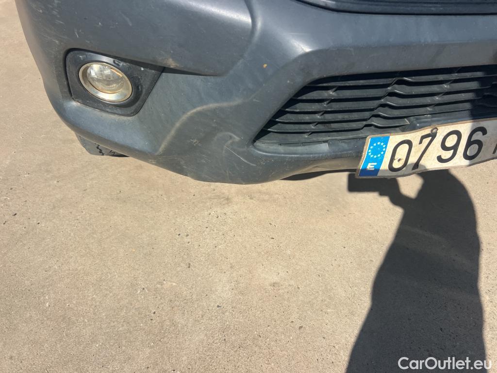  Toyota  Hilux TOYOTA  / 2016 / 4P / pickup 2.4 D-4D Cabina Doble GX #44