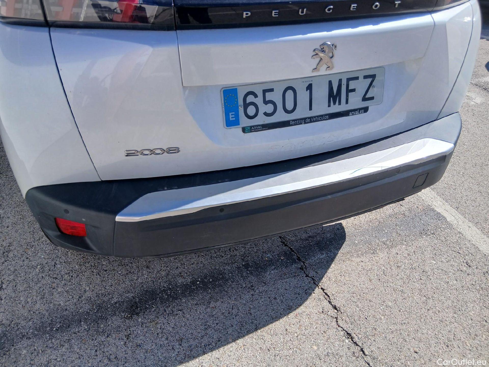  Peugeot  2008 PEUGEOT  / 2019 / 5P / todoterreno Active Pack Puretech 100 S&S 6 Vel. MAN #24