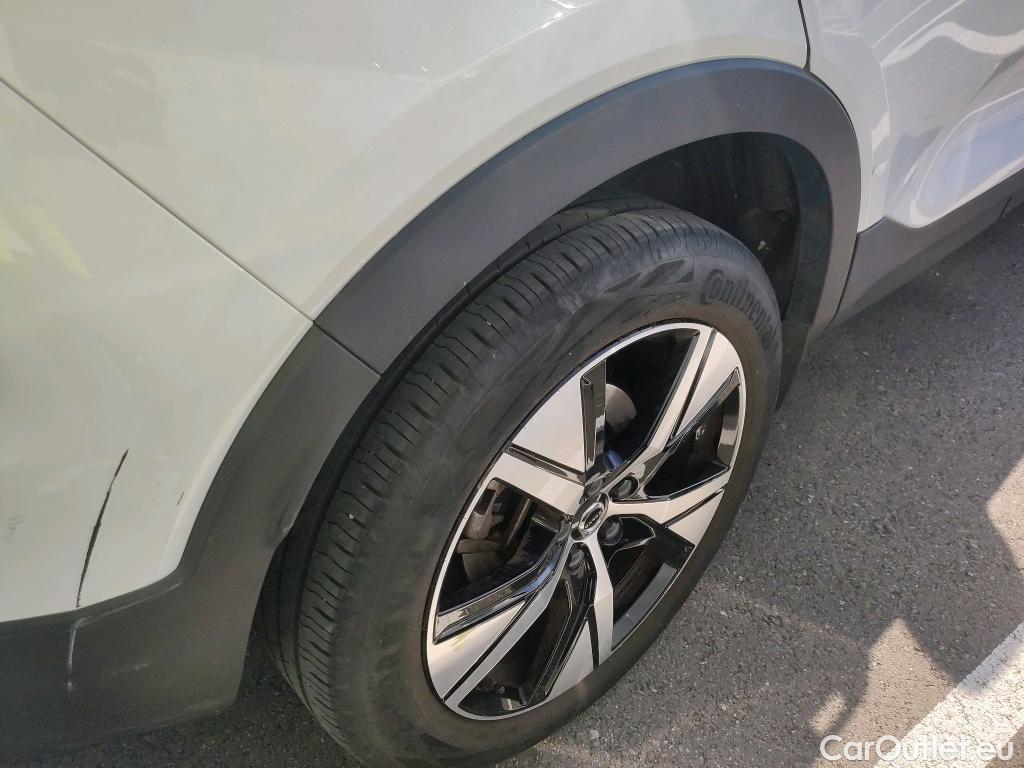  Volvo  XC 40 VOLVO XC40 / 2017 / 5P / todoterreno 1.5 T4 Twin Recharge R-Design Auto #13