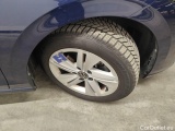  Volkswagen  Golf  Volkswagen VIII 1.0 TSI 81kW Life 5d #33