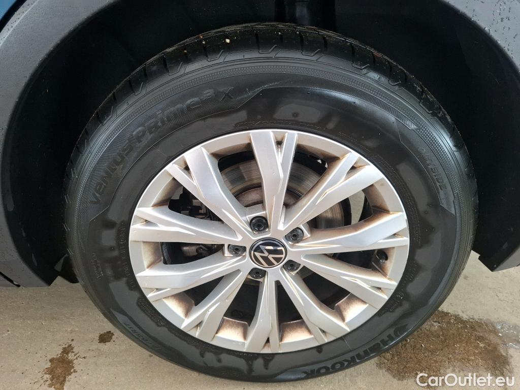 Volkswagen  Tiguan VOLKSWAGEN  / 2020 / 5P / SUV 2.0 TDI 150 DSG7 Life Business #10