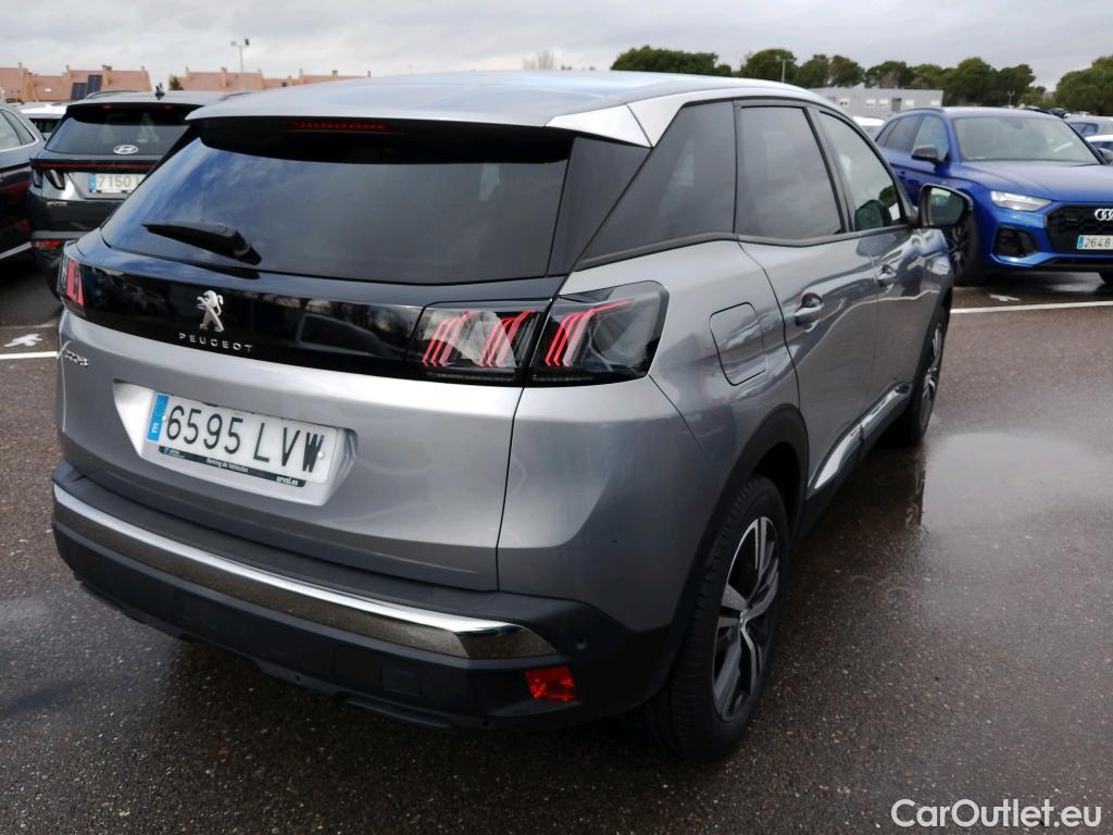  Peugeot  3008 PEUGEOT  / 2020 / 5P / todoterreno 1.5 BlueHDi 96kW (130CV) S&S Allure #24