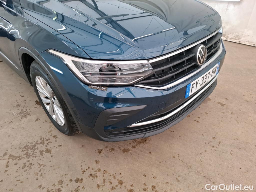  Volkswagen  Tiguan VOLKSWAGEN  / 2020 / 5P / SUV 2.0 TDI 150 DSG7 Life Business #35