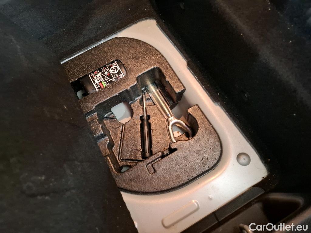  Mini  Cooper MINI Mini / 2021 / 5P / Berline  Essential 136 ch BVA7 #10