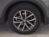  Volkswagen  Tiguan VOLKSWAGEN  / 2016 / 5P / SUV 2.0 TDI SCR 110KW BUSINESS BMT DSG #17