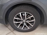  Volkswagen  Tiguan VOLKSWAGEN  / 2016 / 5P / SUV 2.0 TDI SCR 110KW BUSINESS BMT DSG #108