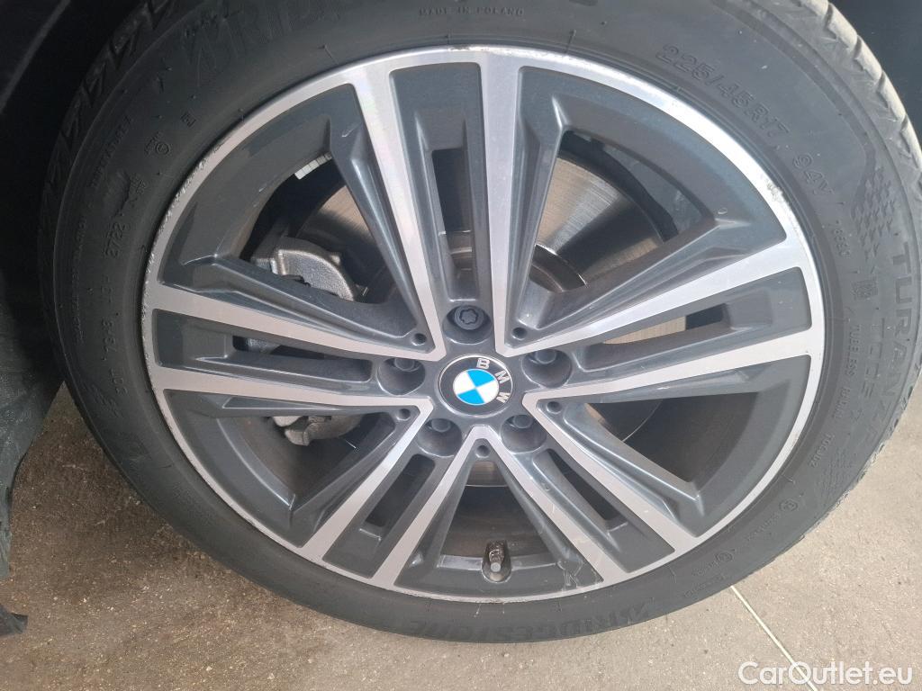  Bmw  Serie 2 BMW Série 2 Gran Coupé / 2019 / 4P / Berline 220D AUTO Business Design #17