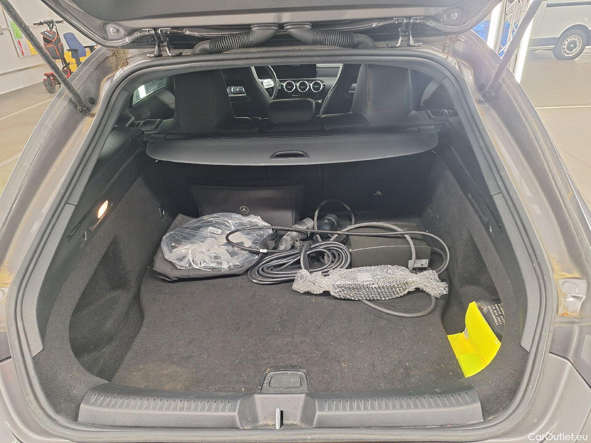  Mercedes  CLA-Klasse Mercedes, CLA-Clas SB '19 PHEV, Mercedes-Benz CLA Shooting Brake CLA 250 e 5d #15
