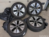  Mercedes  EQC  -Klasse  400 4Matic (293.890) 80kWh #26