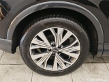  Audi  Q4 E-Tron Audi  40 e-tron Advanced Edition 5d #16