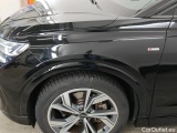 Audi  Q4 E-Tron Audi Q4 Sportback e-tron 40 e-tron S Edition 5d #12