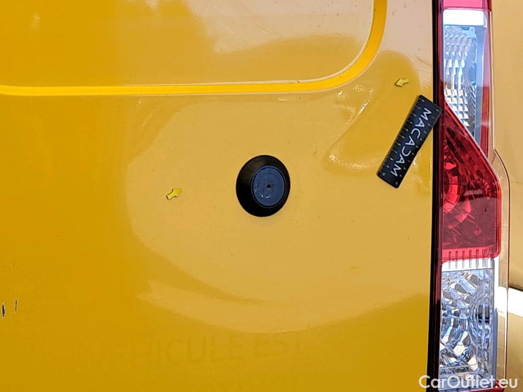  Renault  Master RENAULT  / 2019 / 4P / Fourgon tôlé FG Z.E.Tr CF F3100 L3H2 R75 AI - 19 #12