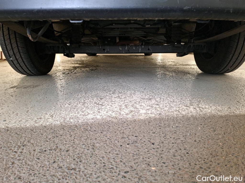 Renault  Master  III Fourgon L2H2 3 5 Grand Confort dCi 135CV BVM6 E6dT #28