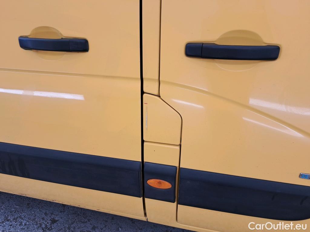  Renault  Master RENAULT  / 2019 / 4P / Fourgon tôlé FG Z.E.Tr CF F3100 L3H2 R75 AI - 19 #44