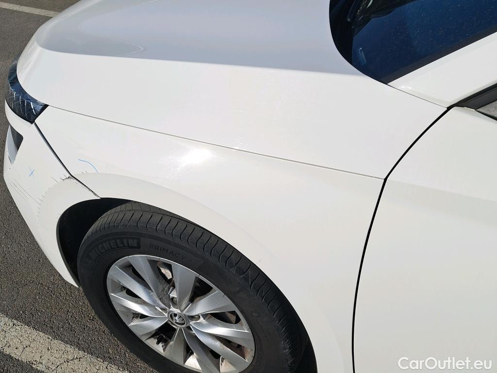  Skoda  KAMIQ SKODA  1.0 TSI 81kW (110CV) DSG Ambition (CX) #14
