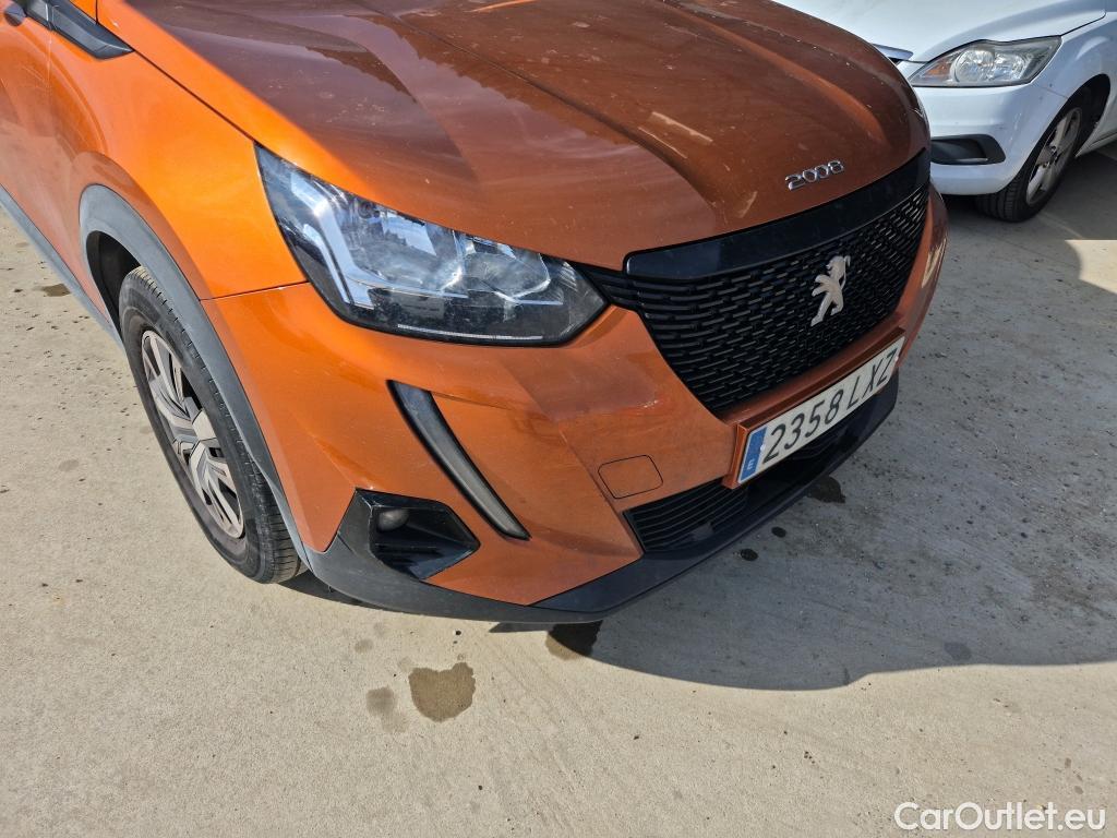  Peugeot  2008 PEUGEOT  / 2019 / 5P / todoterreno Active BlueHDI 81kW (110CV) #14