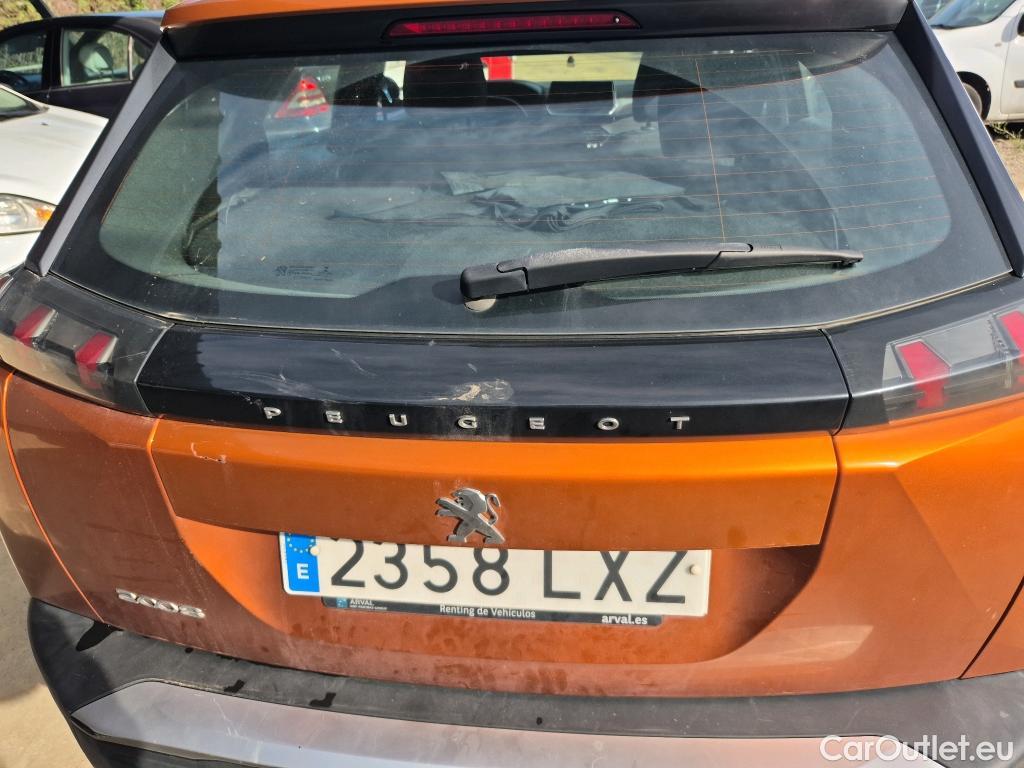  Peugeot  2008 PEUGEOT  / 2019 / 5P / todoterreno Active BlueHDI 81kW (110CV) #23