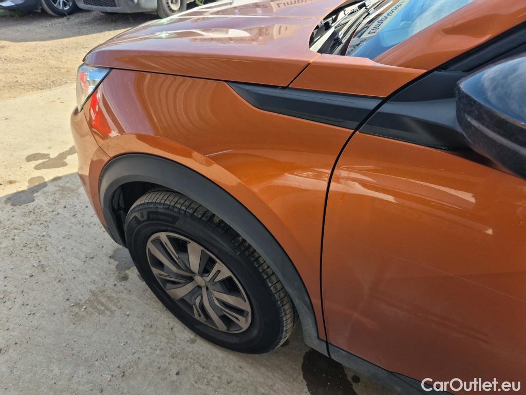  Peugeot  2008 PEUGEOT  / 2019 / 5P / todoterreno Active BlueHDI 81kW (110CV) #10