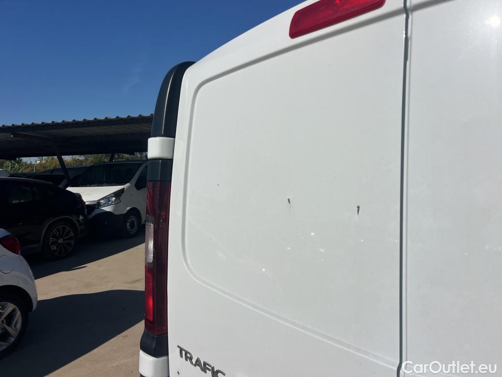  Renault  Trafic RENAULT  / 2021 / 4P / furgón Furgón L1H1 Blue dCi 81 Kw (110 CV) #11