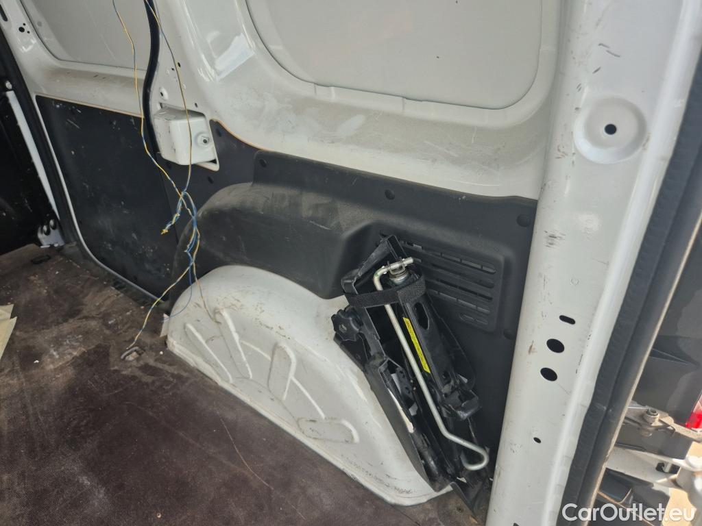  Renault  Kangoo RENAULT  Furgón/2013/3P/furgón derivado de turismo Profesional dCi 55 kW (75 CV) #29