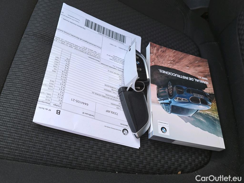  Bmw  X1 BMW  sDrive18dA Corporate 150 CV #13