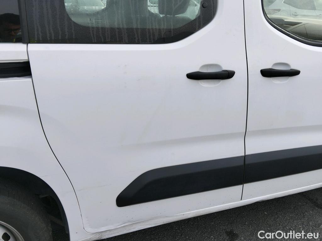  Citroen  Berlingo CITROEN  / 2018 / 4P / monovolumen compacto Talla M BlueHDi 100 LIVE #10