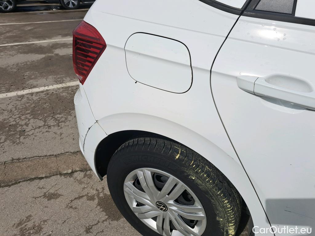  Volkswagen  Polo VOLKSWAGEN  / 2017 / 5P / berlina con portón Edition 1.0 59kW (80CV) #28