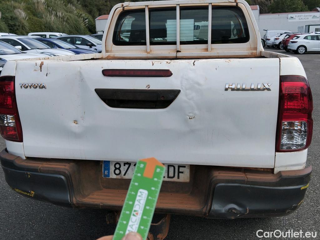  Toyota  Hilux TOYOTA  / 2016 / 4P / pickup 2.4 D-4D Cabina Doble GX #11