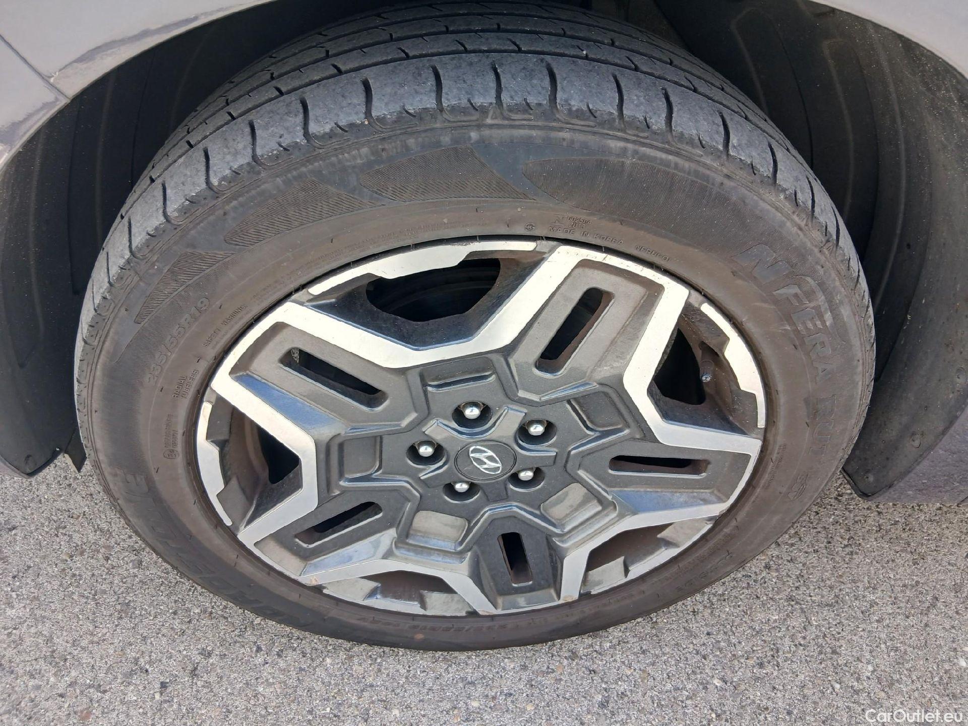  Hyundai  Santa Fe HYUNDAI  / 2021 / 5P / todoterreno 1.6 TGDi HEV Style Auto 4x4 #14