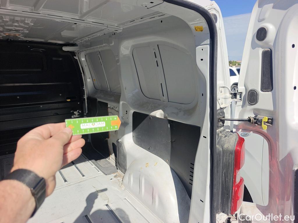  Citroen  Jumpy CITROEN  / 2016 / 4P / furgón Furgón Talla M BlueHDi 100 S&S 6v #27
