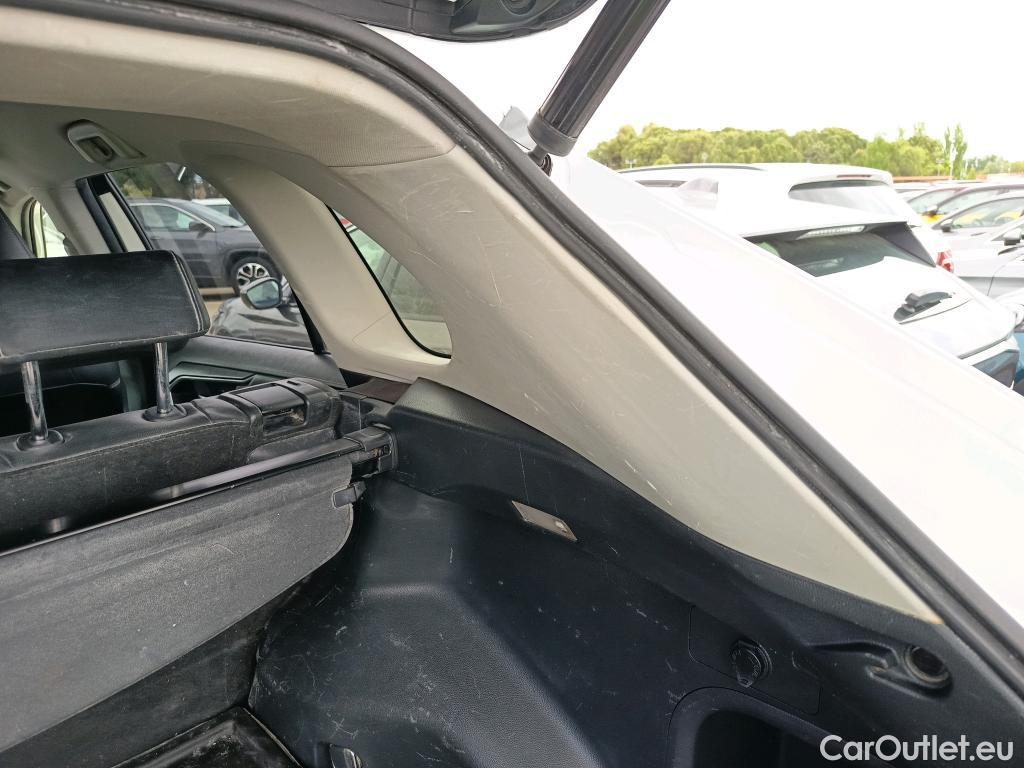  Toyota  RAV4 TOYOTA  / 2018 / 5P / todoterreno 2.5l 220H Luxury #36