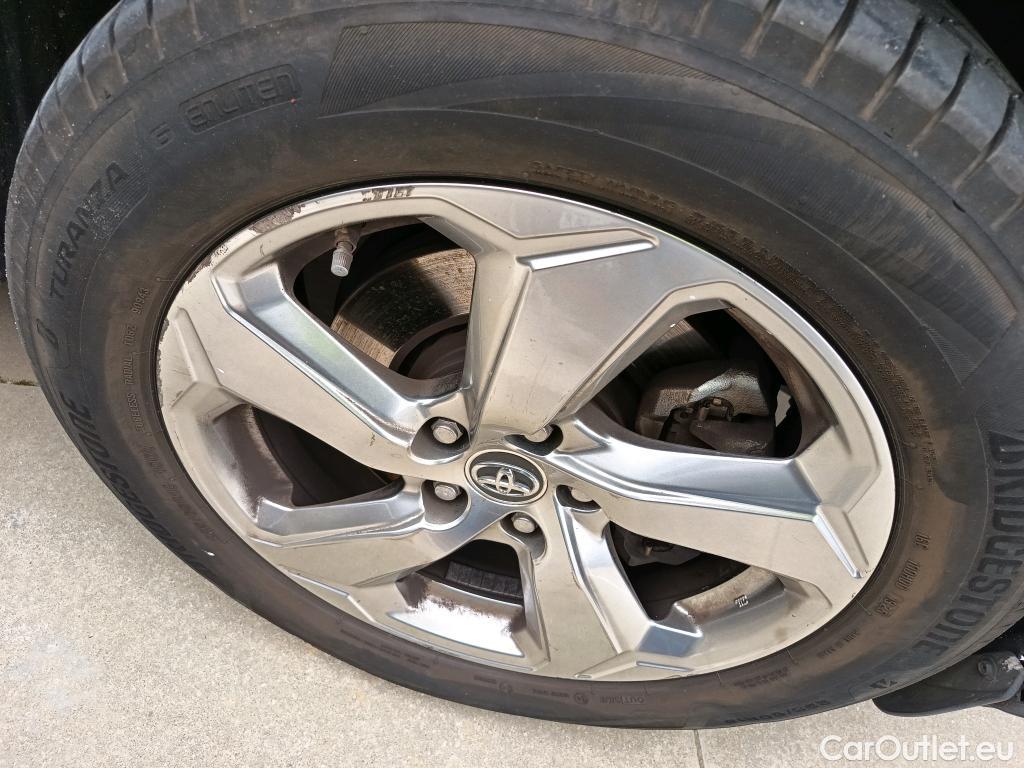  Toyota  RAV4 TOYOTA  / 2018 / 5P / todoterreno 2.5l 220H Luxury #25