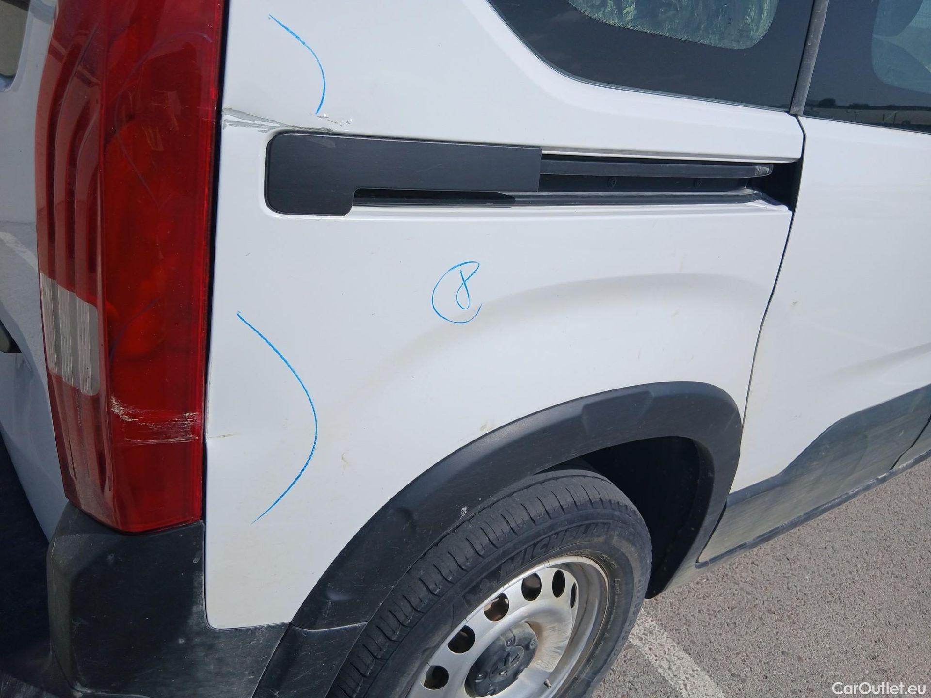  Peugeot  Partner PEUGEOT Rifter / 2018 / 5P / combi Active Pack Business Std. PureTech 110 #31