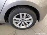  Volkswagen  Golf  VOLKSWAGEN / 2017 / 5P / BERLINA 1.5 TGI BUSINESS BMT DSG #19