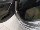  Volkswagen  Golf  VOLKSWAGEN / 2017 / 5P / BERLINA 1.5 TGI BUSINESS BMT DSG #104