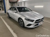  Mercedes  A-Klasse  Limousine A 180 Business Line 100kW/136pk  4D/P Auto-7 - CO2 indicatief #2