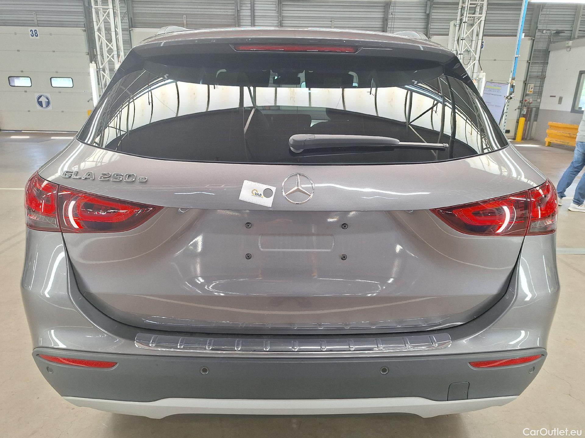  Mercedes  GLA Mercedes,  '20 PHEV, Mercedes-Benz   250e Business Solution 5d #12